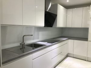 Küchenrückwände aus Glas
