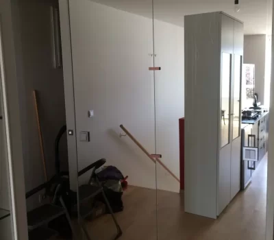 Wandverglasung